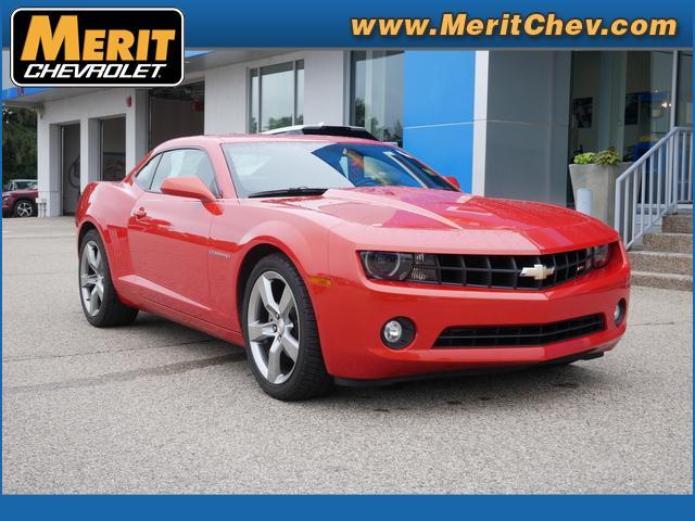 2011 Chevrolet Camaro Vehicle Photo in MAPLEWOOD, MN 55119-4794