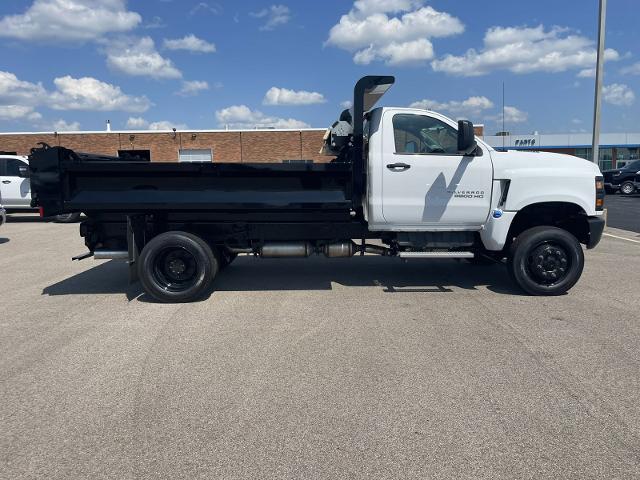 2024 Chevrolet Silverado Chassis Cab Vehicle Photo in JOLIET, IL 60435-8135