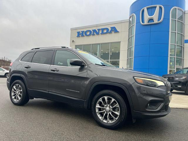 Used 2019 Jeep Cherokee Latitude Plus with VIN 1C4PJMLB8KD213001 for sale in Wexford, PA