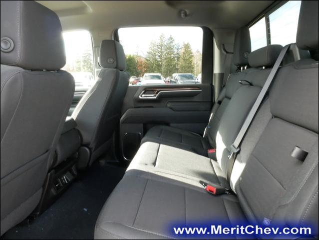 2025 Chevrolet Silverado 3500 HD Vehicle Photo in MAPLEWOOD, MN 55119-4794