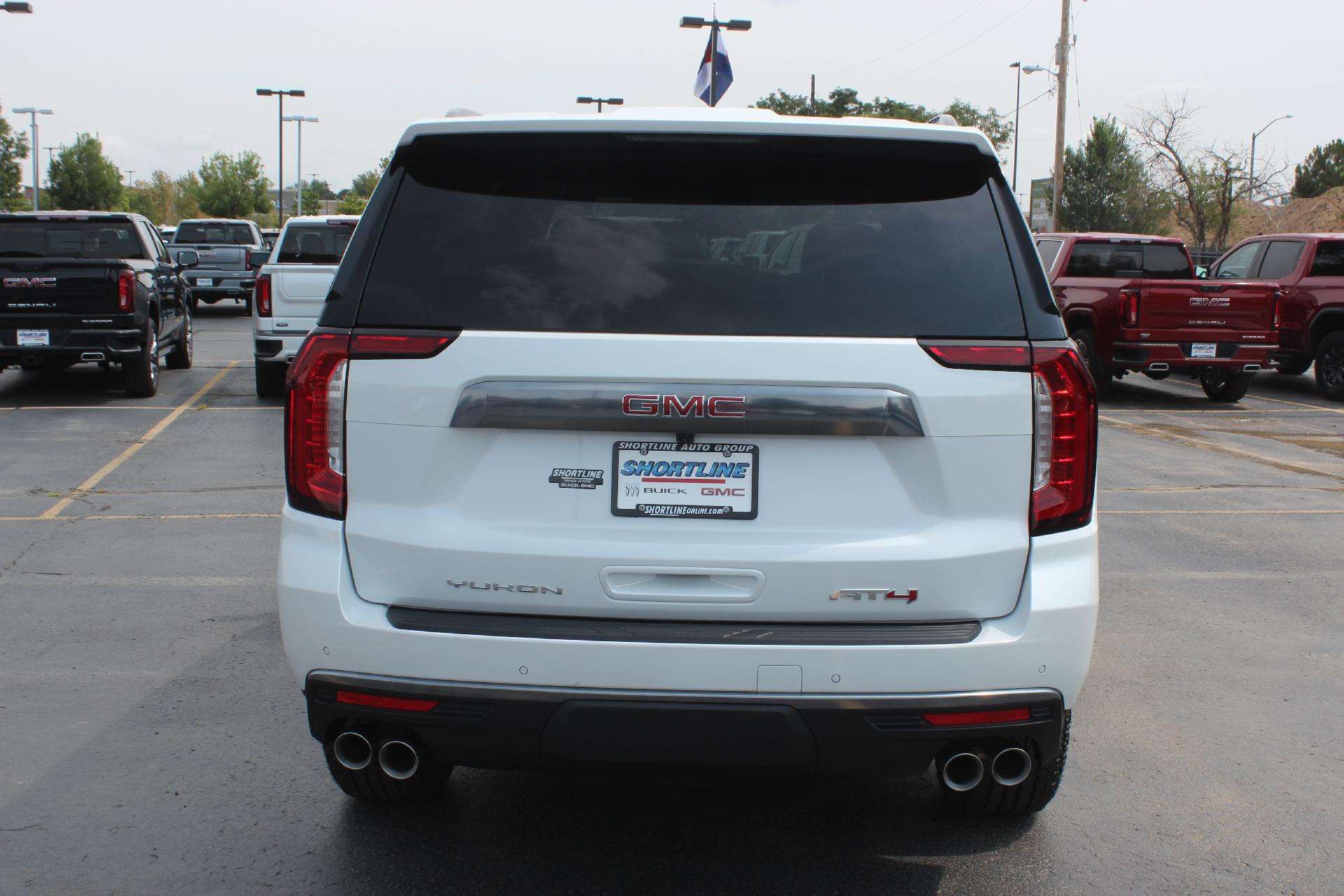 2024 GMC Yukon Vehicle Photo in AURORA, CO 80012-4011