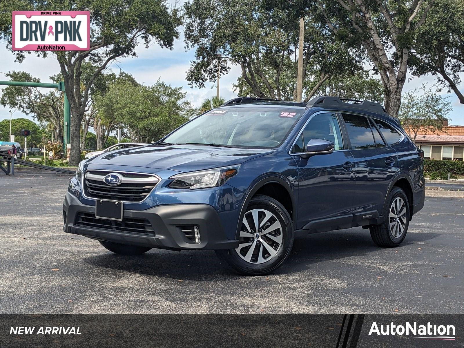 2022 Subaru Outback Vehicle Photo in GREENACRES, FL 33463-3207