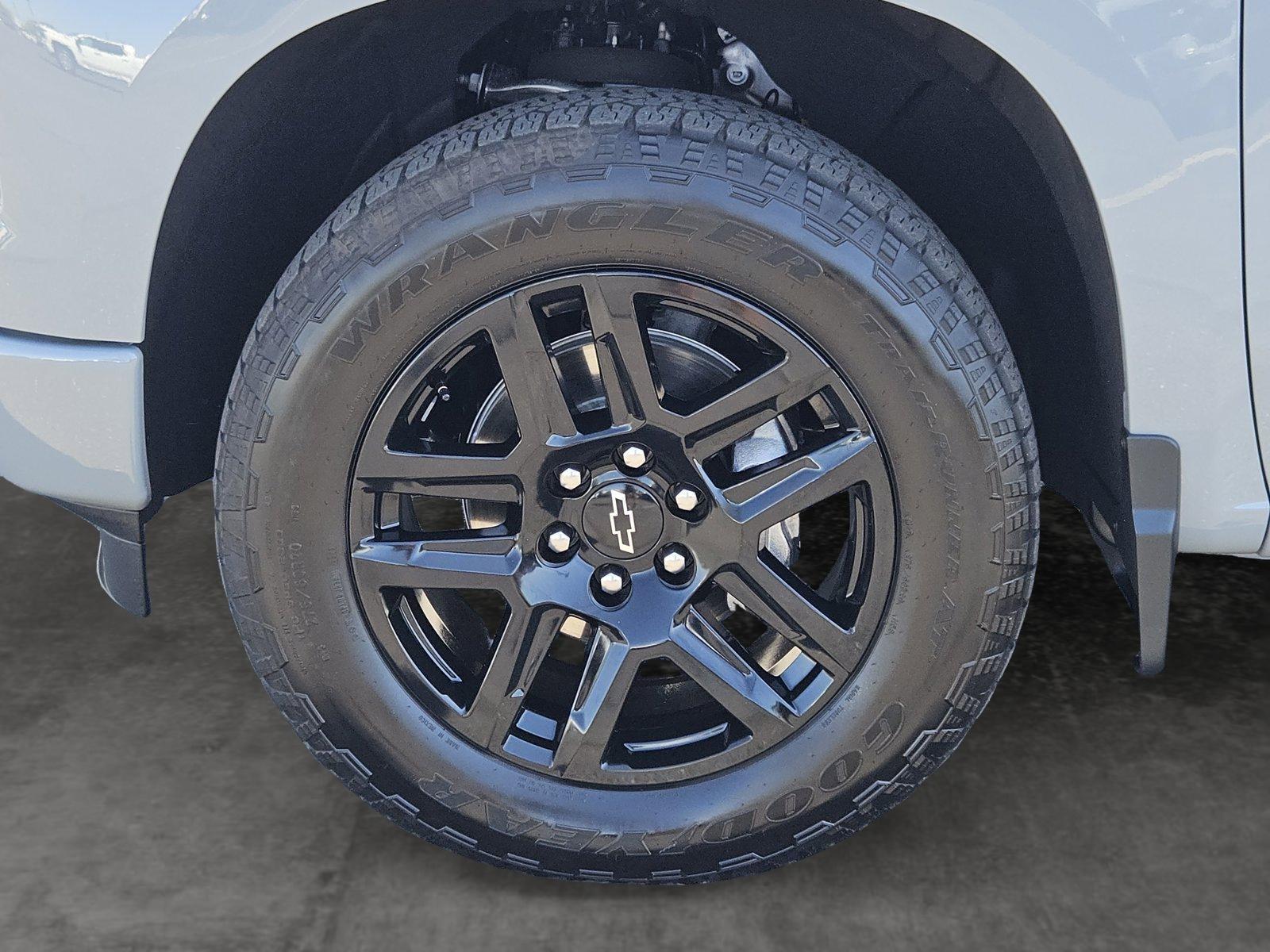 2024 Chevrolet Silverado 1500 Vehicle Photo in MESA, AZ 85206-4395