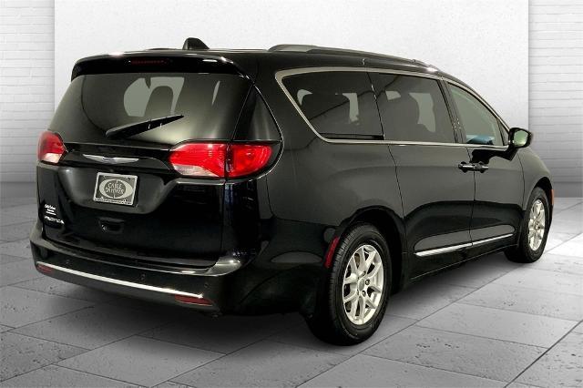 2020 Chrysler Pacifica Vehicle Photo in Kansas City, MO 64114