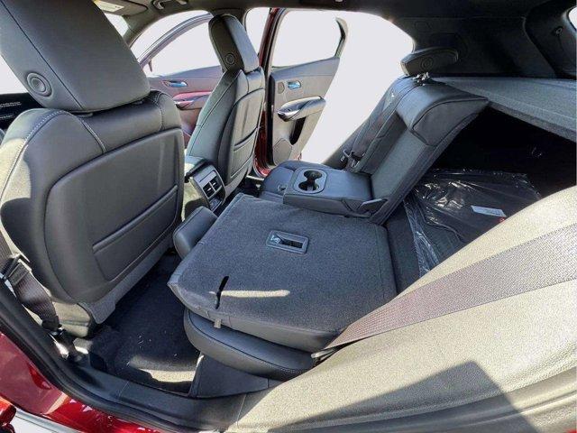 2025 Cadillac XT4 Vehicle Photo in LEOMINSTER, MA 01453-2952