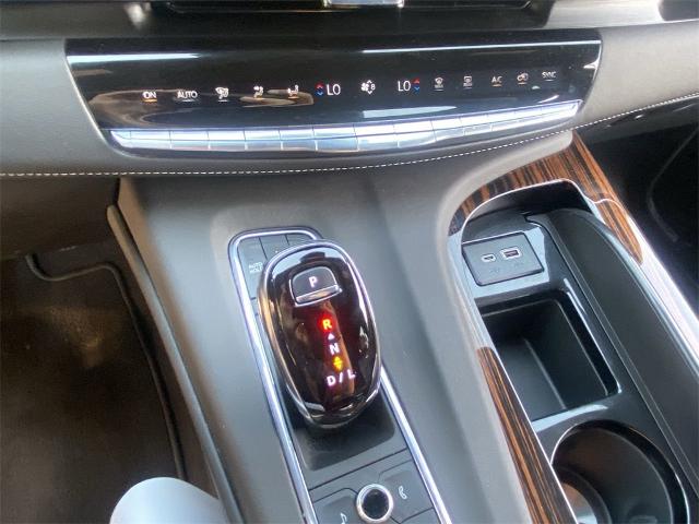 2023 Cadillac Escalade Vehicle Photo in GOODYEAR, AZ 85338-1310