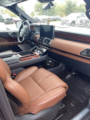 2024 Lincoln Navigator L Vehicle Photo in Stephenville, TX 76401-3713