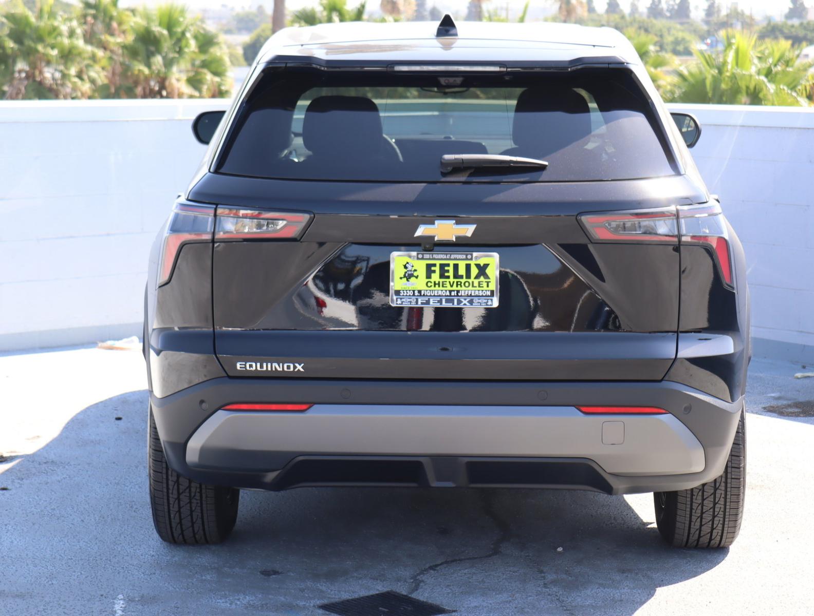 2025 Chevrolet Equinox Vehicle Photo in LOS ANGELES, CA 90007-3794