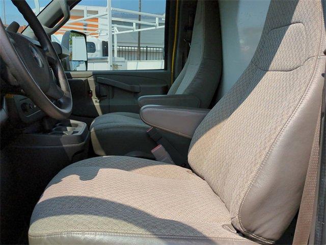 2018 GMC Savana Commercial Cutaway Vehicle Photo in PASADENA, CA 91107-3803