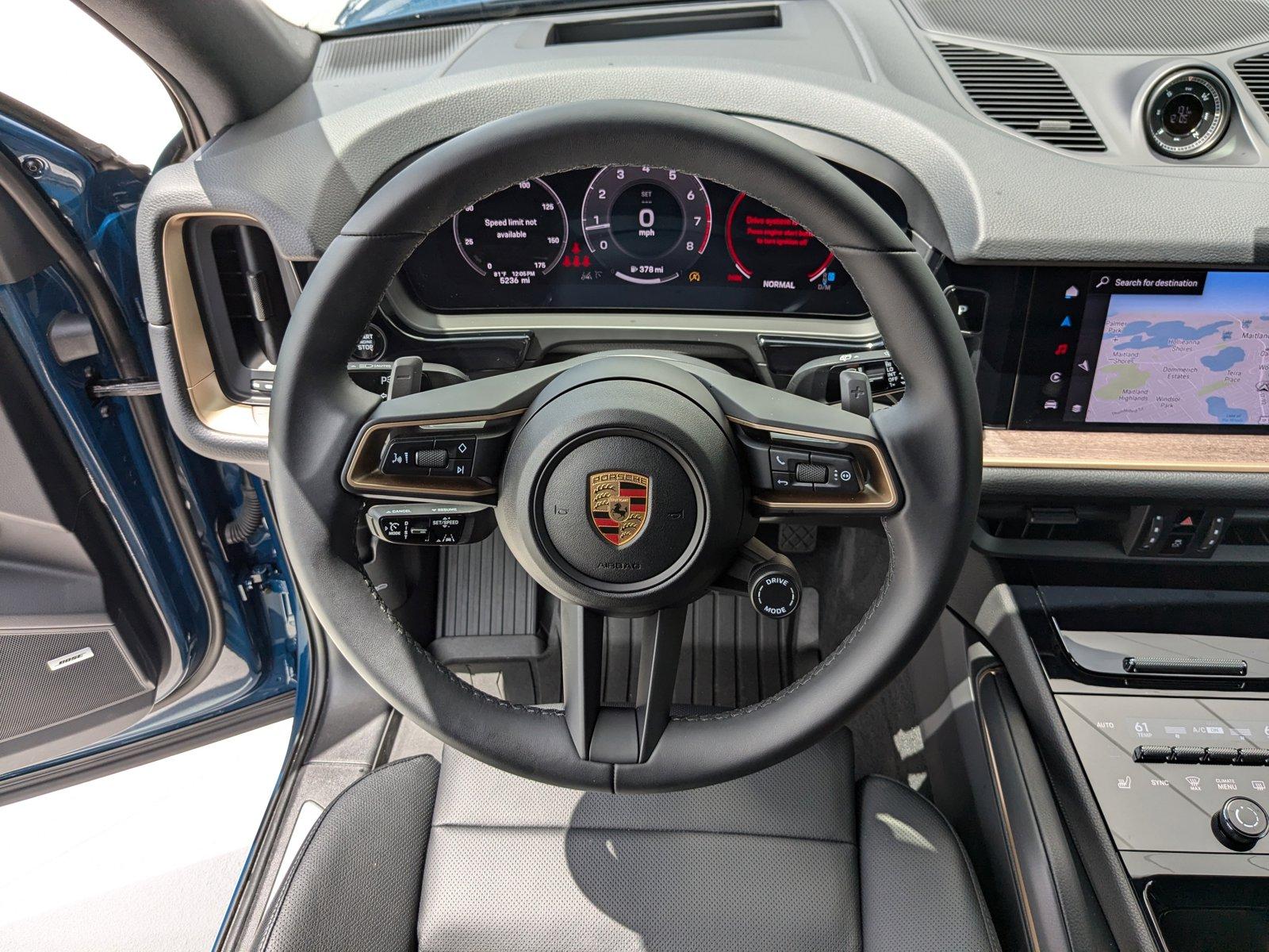 2024 Porsche Cayenne Vehicle Photo in Maitland, FL 32751