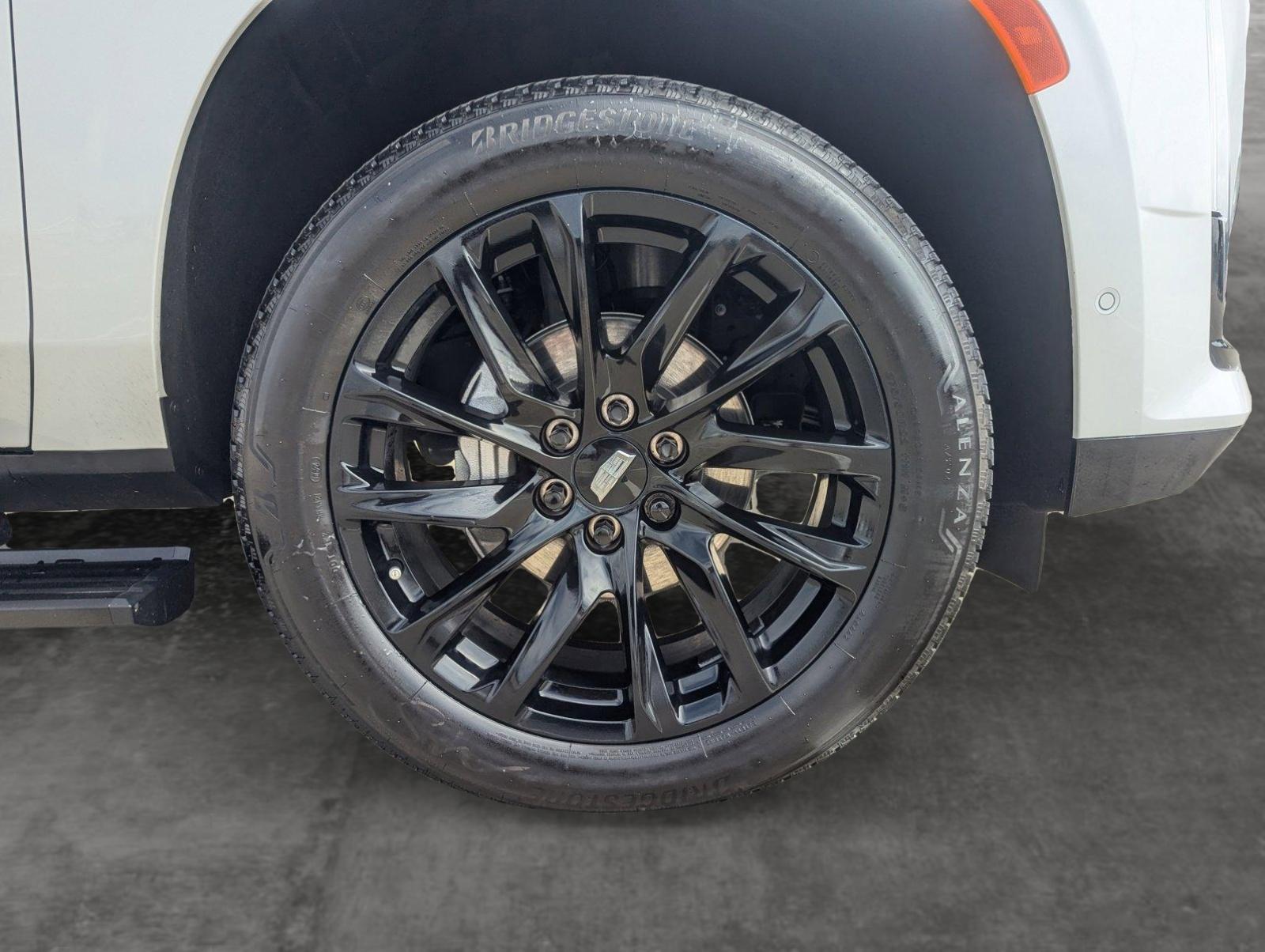 2024 Cadillac Escalade ESV Vehicle Photo in CORPUS CHRISTI, TX 78412-4902