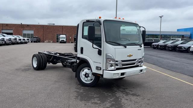 2024 Chevrolet 4500 HG LCF Gas Vehicle Photo in JOLIET, IL 60435-8135