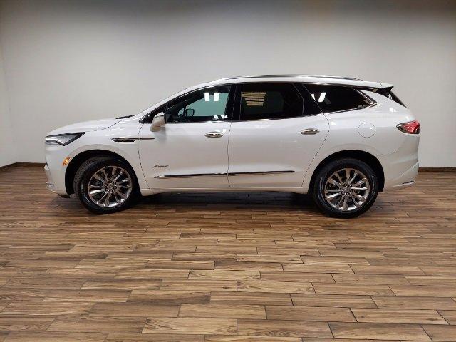 2024 Buick Enclave Vehicle Photo in SAUK CITY, WI 53583-1301