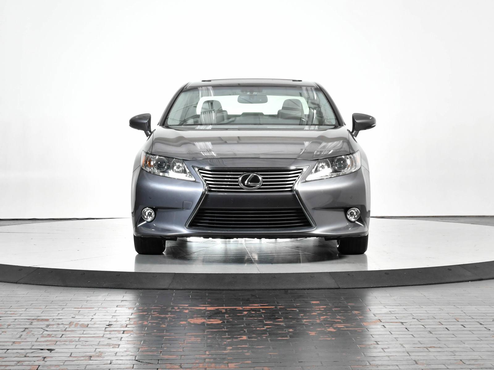 2014 Lexus ES 350 Vehicle Photo in DALLAS, TX 75235