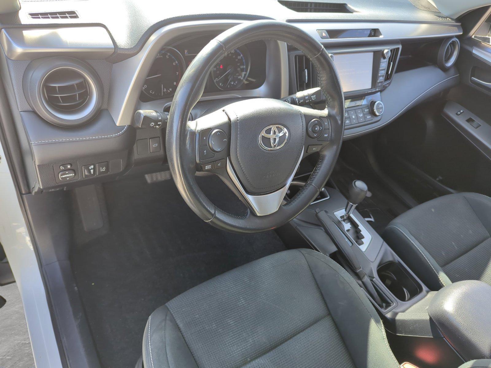 2018 Toyota RAV4 Vehicle Photo in Ft. Myers, FL 33907