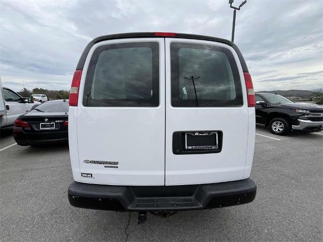 2013 Chevrolet Express Cargo Van Vehicle Photo in ALCOA, TN 37701-3235