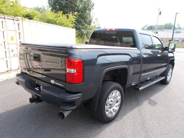 2019 GMC Sierra 2500HD Vehicle Photo in LOWELL, MA 01852-4336