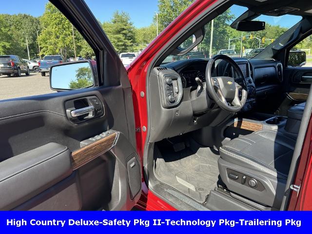 2021 Chevrolet Silverado 1500 Vehicle Photo in CHICOPEE, MA 01020-5001