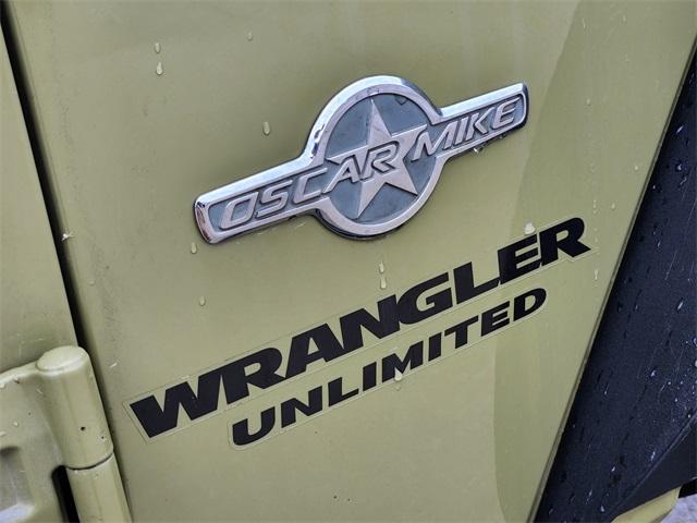 2013 Jeep Wrangler Unlimited Vehicle Photo in GAINESVILLE, TX 76240-2013