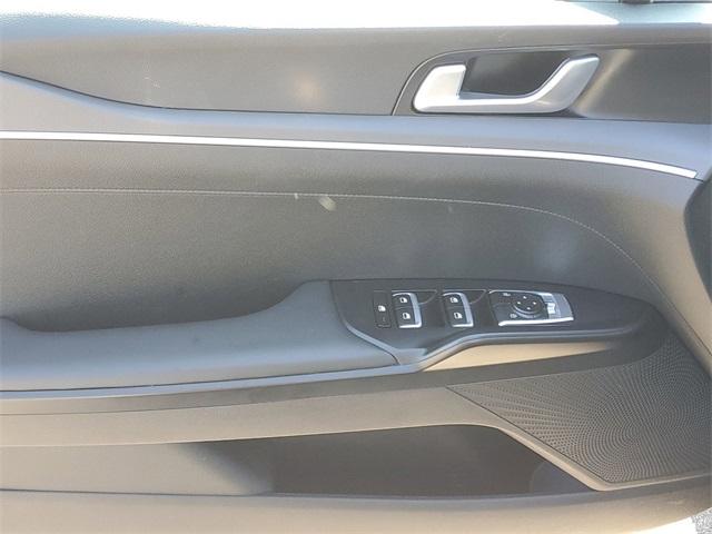 2022 Kia K5 Vehicle Photo in GRAND BLANC, MI 48439-8139