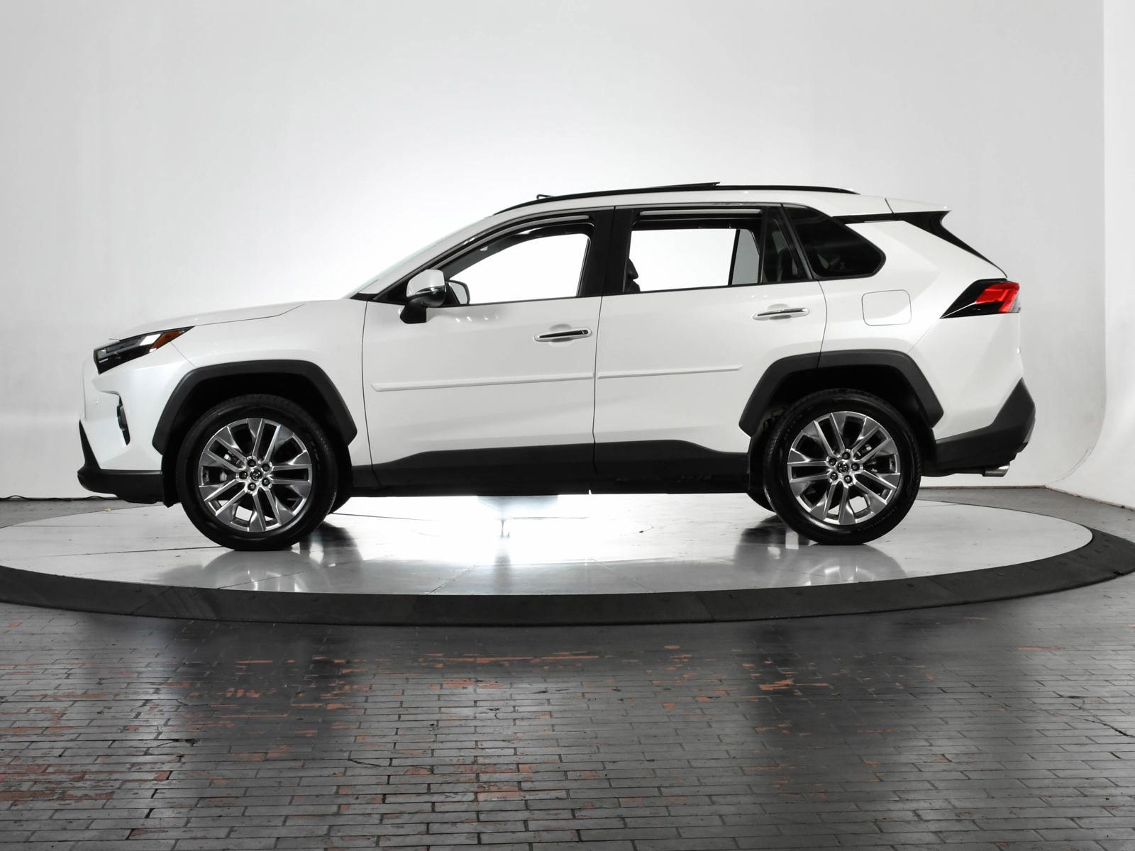 2022 Toyota RAV4 Vehicle Photo in DALLAS, TX 75235