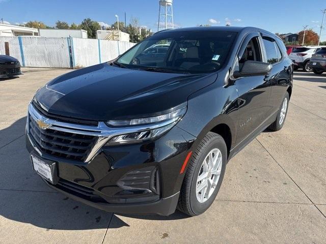 2024 Chevrolet Equinox Vehicle Photo in ENGLEWOOD, CO 80113-6708