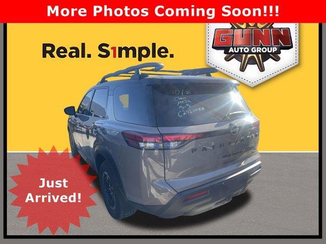 2024 Nissan Pathfinder Vehicle Photo in SELMA, TX 78154-1460