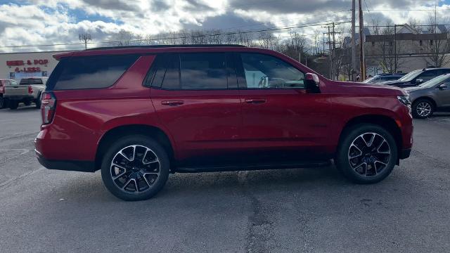 2021 Chevrolet Tahoe Vehicle Photo in MOON TOWNSHIP, PA 15108-2571