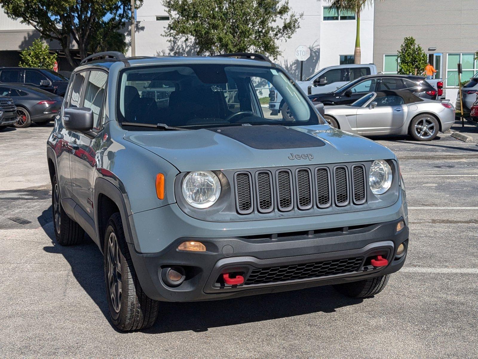 2016 Jeep Renegade Vehicle Photo in Miami, FL 33015