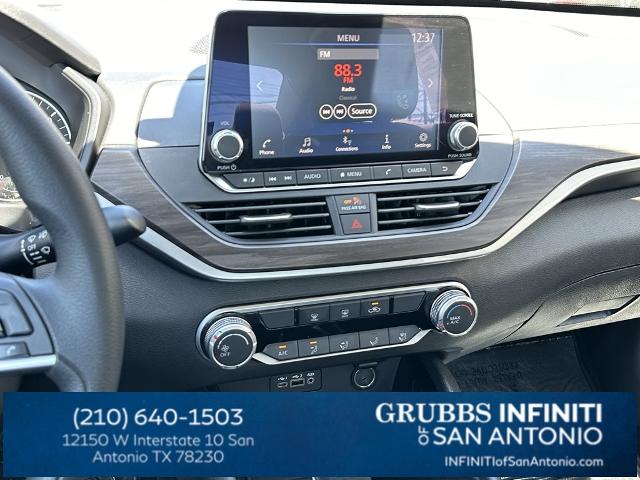 2024 Nissan Altima Vehicle Photo in San Antonio, TX 78230