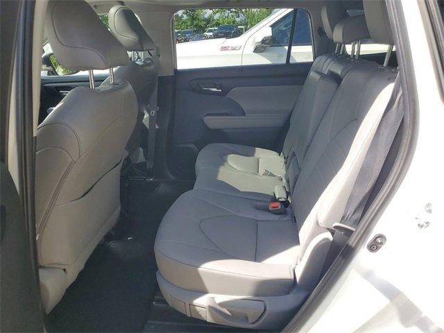 2022 Toyota Highlander Vehicle Photo in SUNRISE, FL 33323-3202