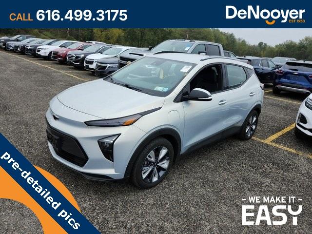 Certified 2022 Chevrolet Bolt EUV LT with VIN 1G1FY6S01N4117520 for sale in Holland, MI