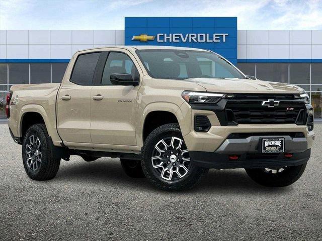 2024 Chevrolet Colorado Vehicle Photo in RIVERSIDE, CA 92504-4106