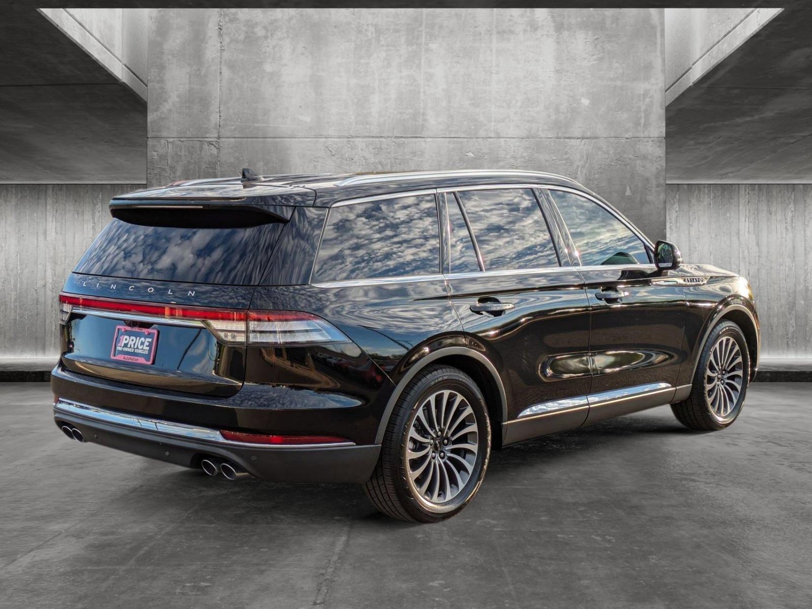 2021 Lincoln Aviator Vehicle Photo in MESA, AZ 85206-4395