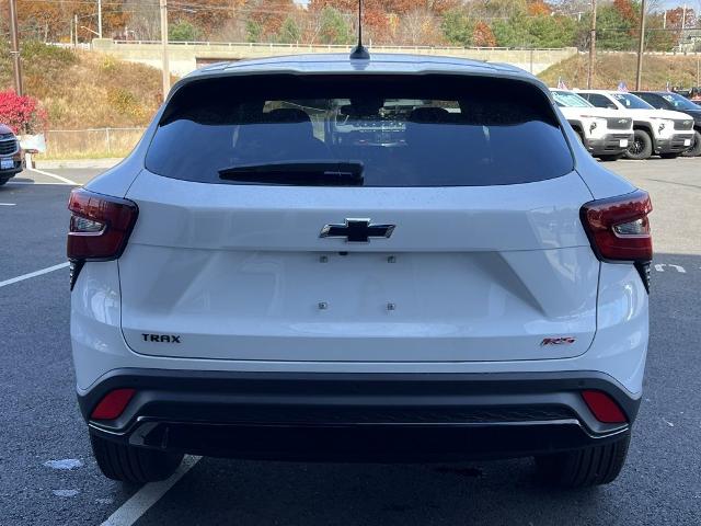 2025 Chevrolet Trax Vehicle Photo in GARDNER, MA 01440-3110