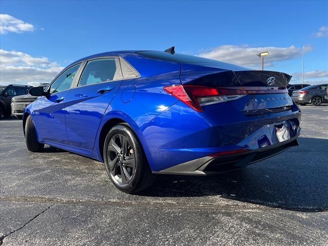 2023 Hyundai ELANTRA Vehicle Photo in O'Fallon, IL 62269