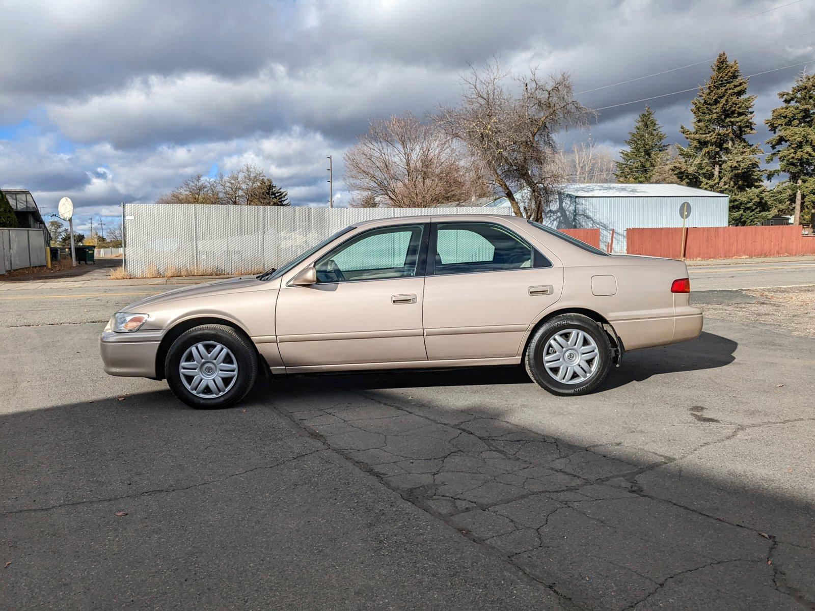 2001 Toyota Camry Vehicle Photo in Spokane Valley, WA 99212