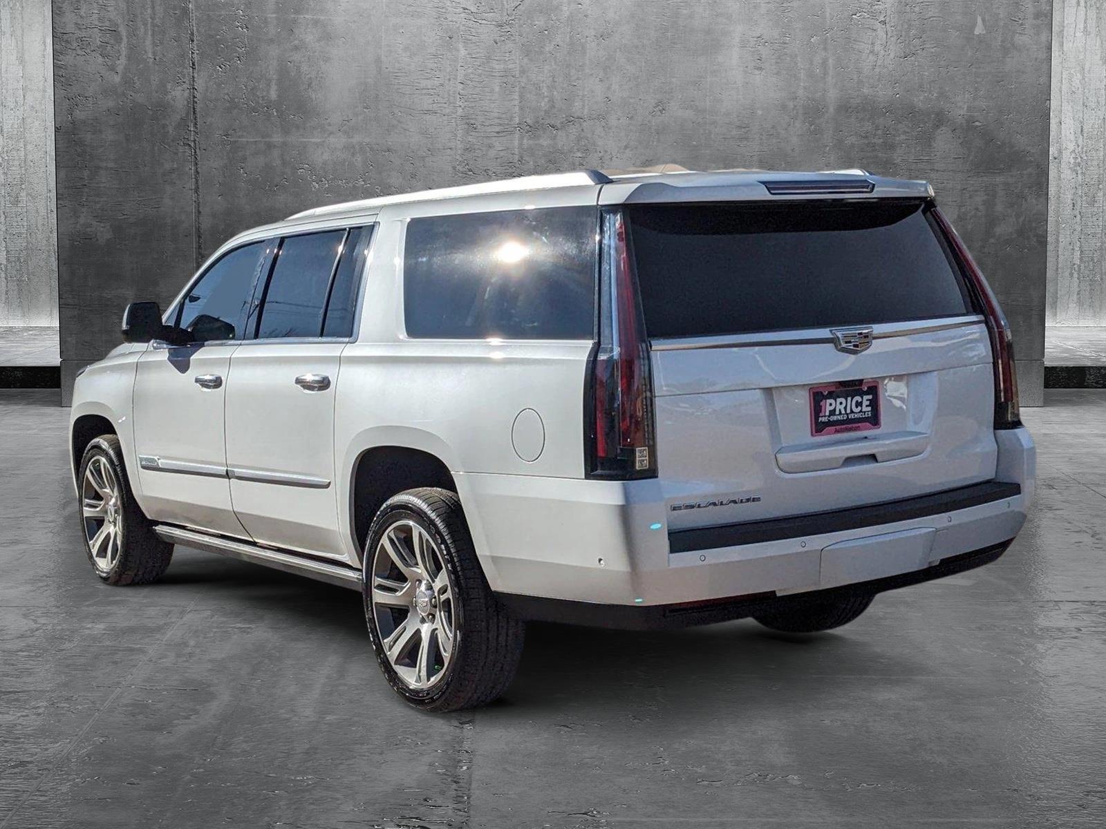 2019 Cadillac Escalade ESV Vehicle Photo in GOLDEN, CO 80401-3850