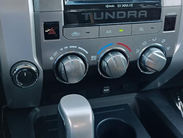 2017 Toyota Tundra 4WD Vehicle Photo in GREEN BAY, WI 54304-5303