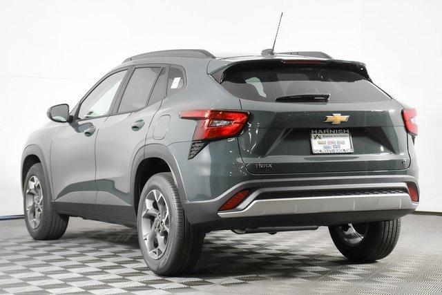 2025 Chevrolet Trax Vehicle Photo in PUYALLUP, WA 98371-4149