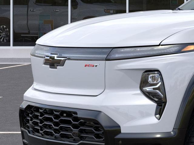 2024 Chevrolet Silverado EV Vehicle Photo in SALINAS, CA 93907-2500