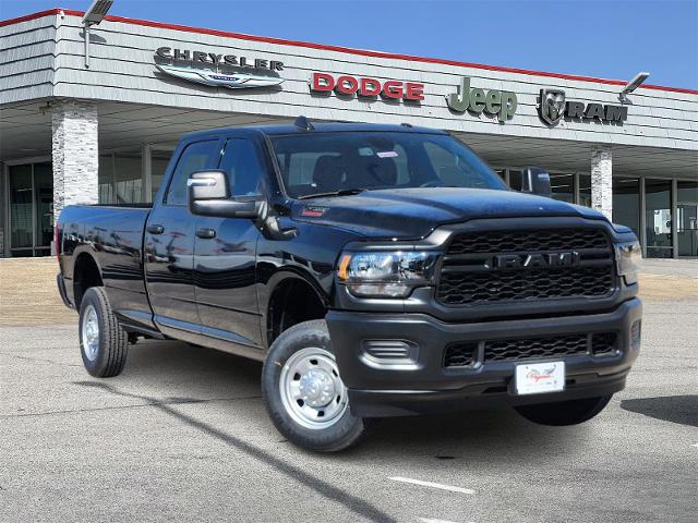 2024 Ram 2500 Vehicle Photo in Ennis, TX 75119-5114