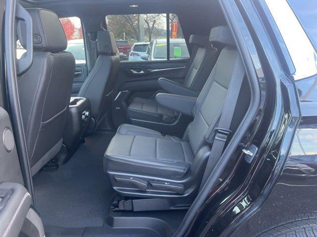 2023 GMC Yukon Vehicle Photo in SAUK CITY, WI 53583-1301