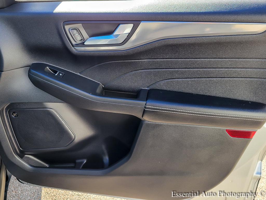 2021 Ford Escape Vehicle Photo in Saint Charles, IL 60174