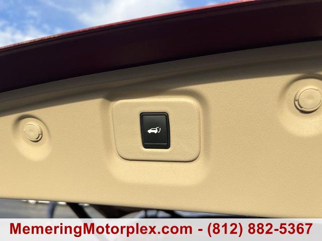 2016 Nissan Pathfinder Vehicle Photo in VINCENNES, IN 47591-5519