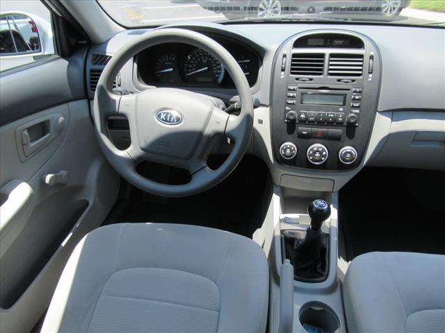 2009 Kia Spectra Vehicle Photo in LEESBURG, FL 34788-4022