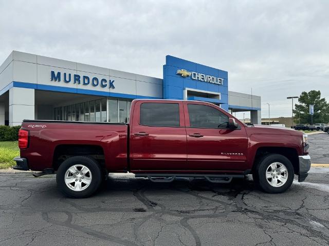 2017 Chevrolet Silverado 1500 Vehicle Photo in MANHATTAN, KS 66502-5036