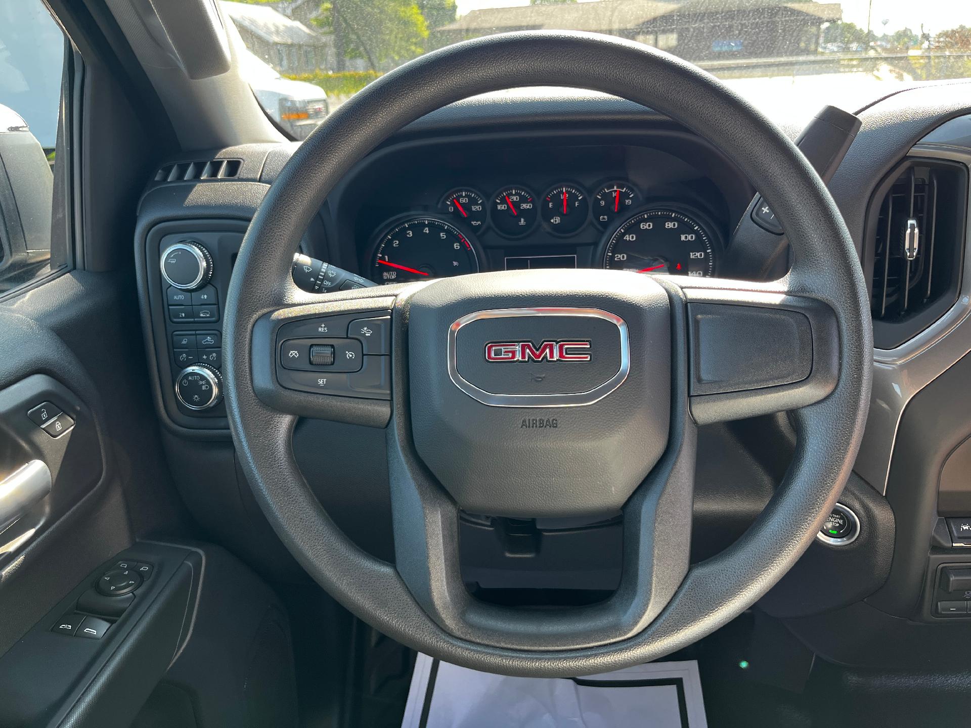 2024 GMC Sierra 1500 Vehicle Photo in CLARE, MI 48617-9414