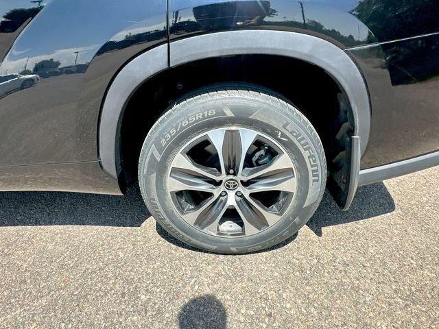 2021 Toyota Highlander Vehicle Photo in GREELEY, CO 80634-4125