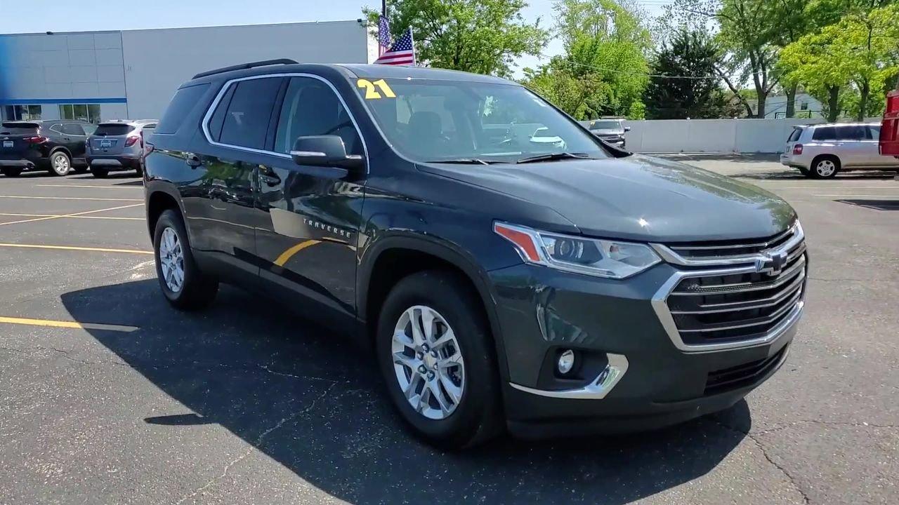 Used 2021 Chevrolet Traverse 1LT with VIN 1GNERGKWXMJ177278 for sale in Plainfield, IL